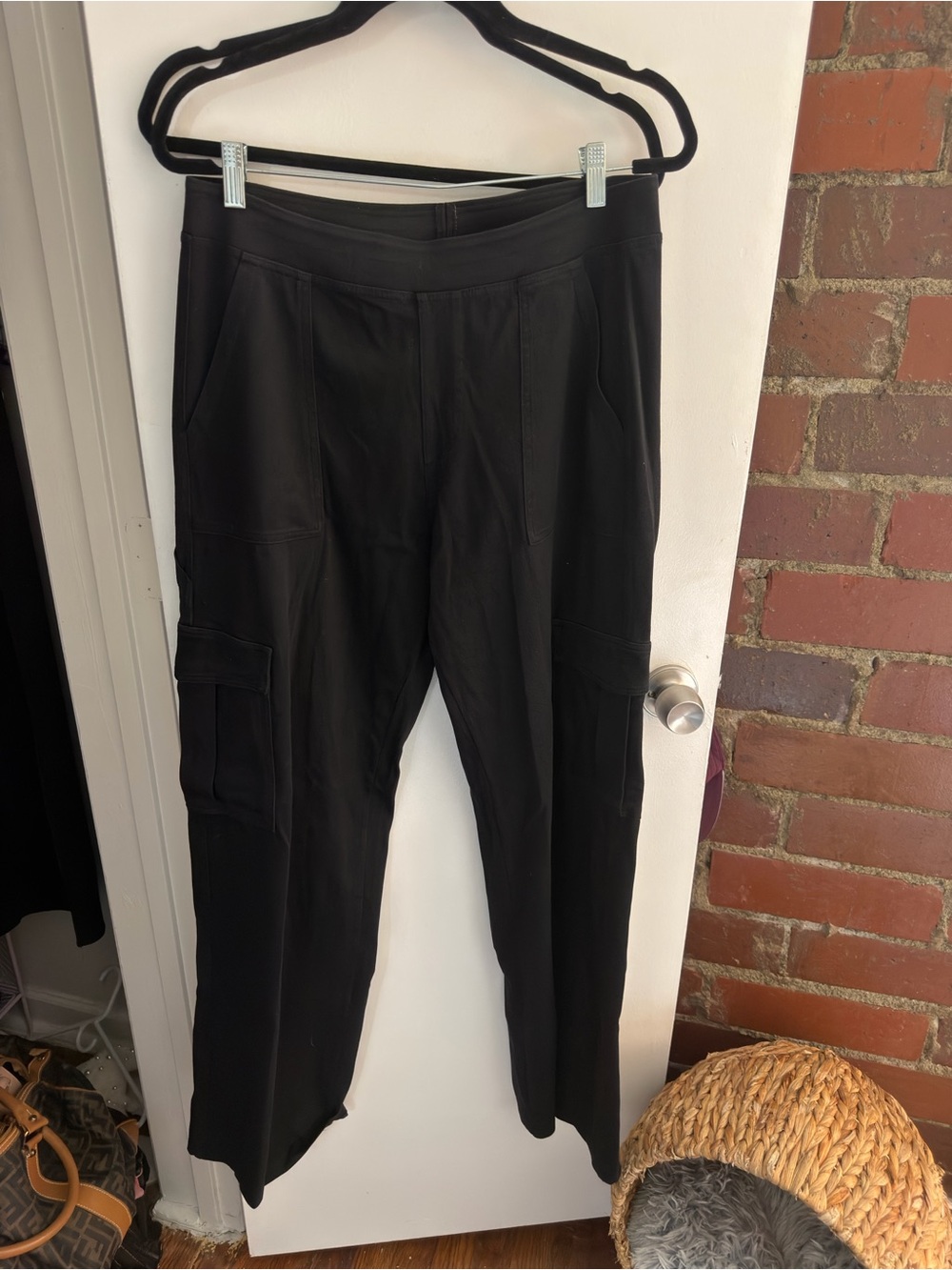 HALARA Black Cargo Joggers with Side Pockets